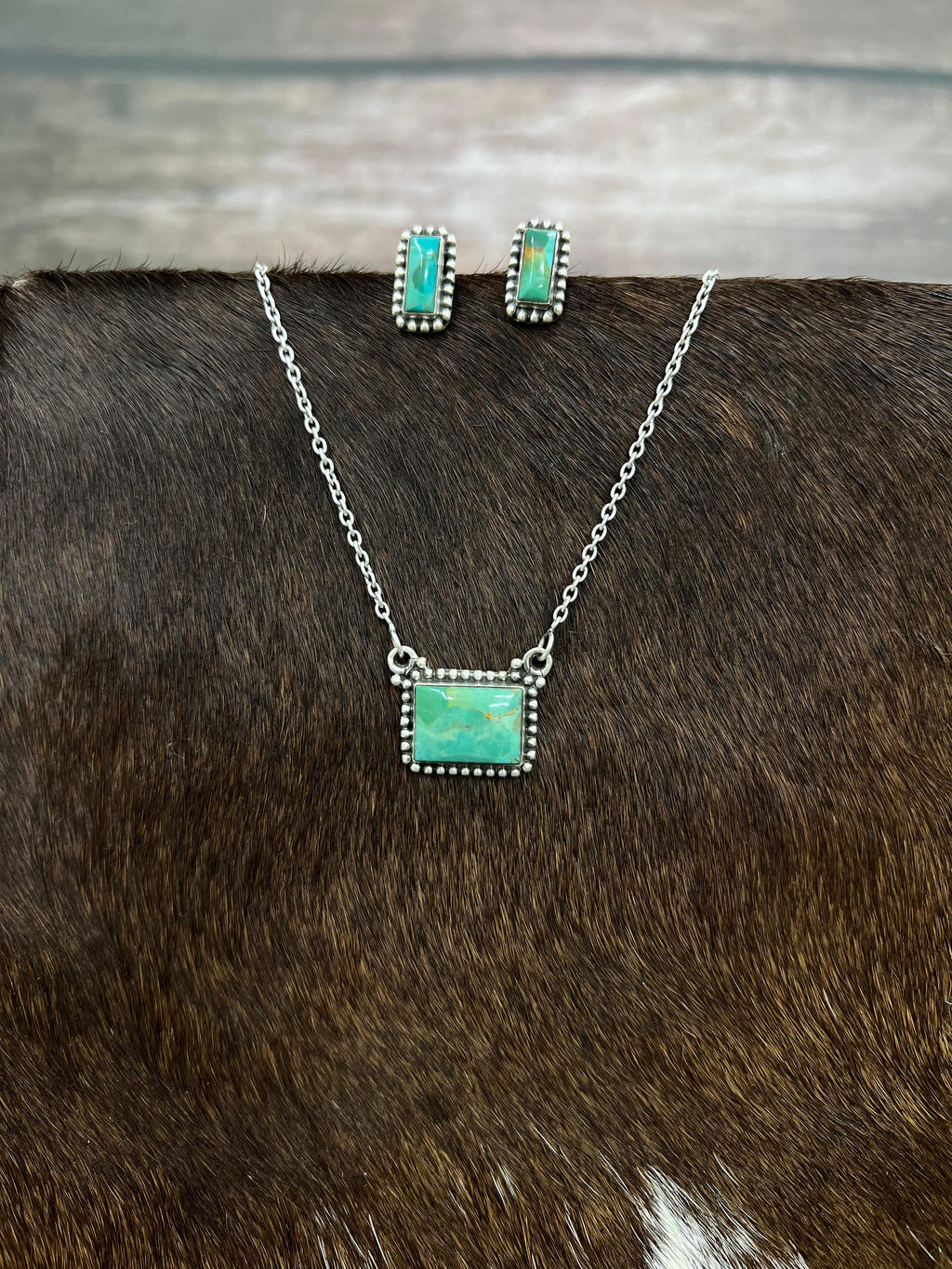 Handmade Sterling Silver Kingman Turquoise Necklace Earrings Set with Signed Nizhoni