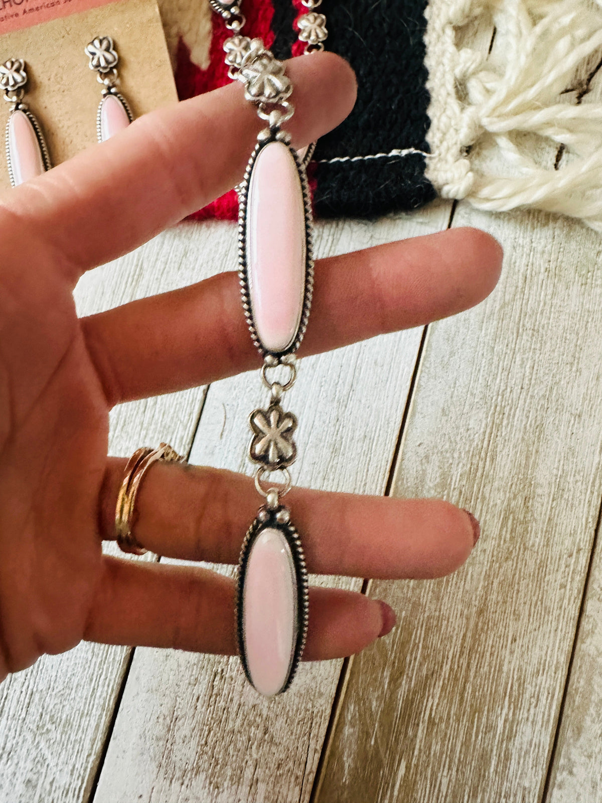 Handcrafted Queen Pink Conch & Sterling Silver Necklace Set