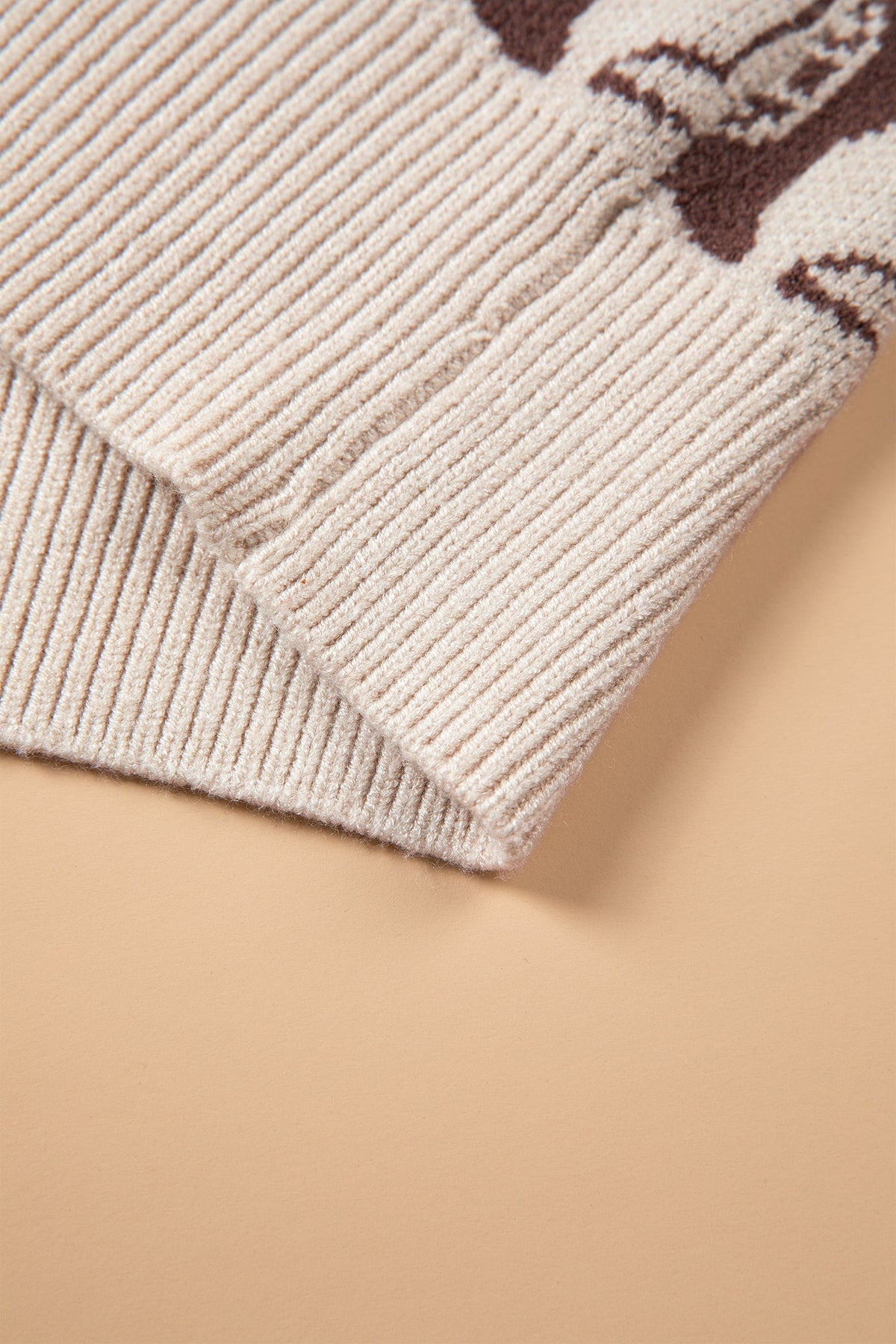 Brown Western Horseshoe Bow Pattern Button Front Sleeveless Knit Sweater