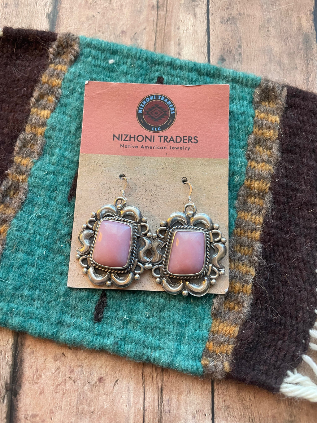 Handcrafted Pink Conch And Sterling Silver Necklace Earrings Set Signed Phyllis Smith